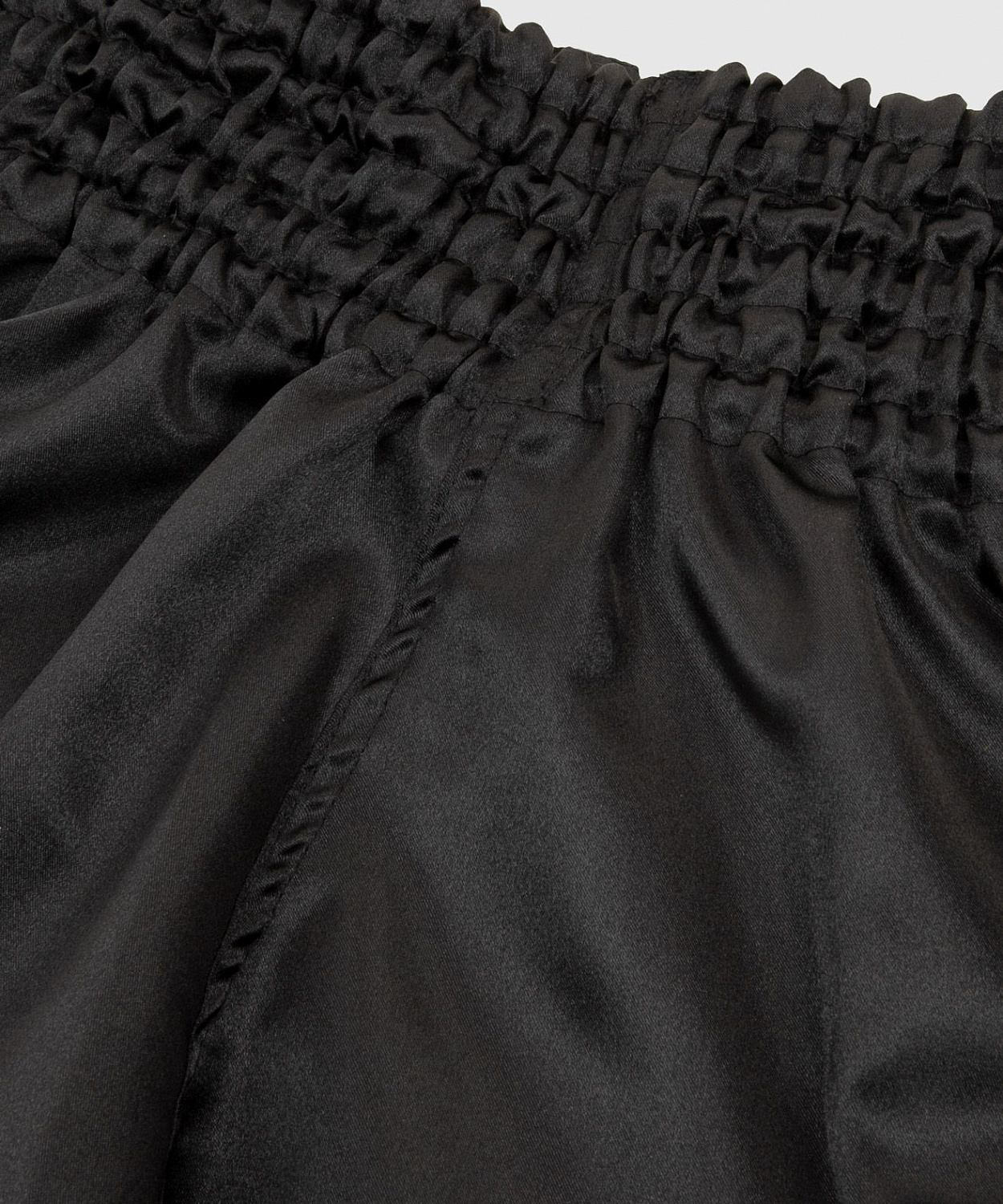 Шорты тайские Venum черные